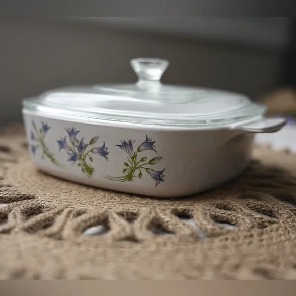 Vintage CorningWare Blue Dusk 1Qt 1L Casserole Dish with Lid Pyrex Made In USA - Picture 3 of 16